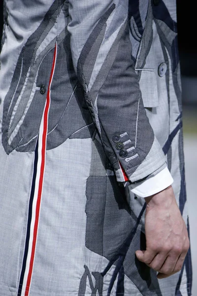 Look 39
